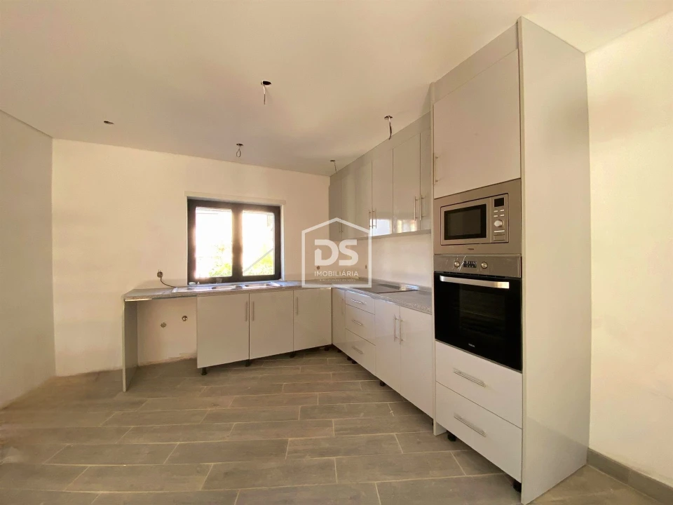 Moradia T3 para Venda em Alvendre Foto 8