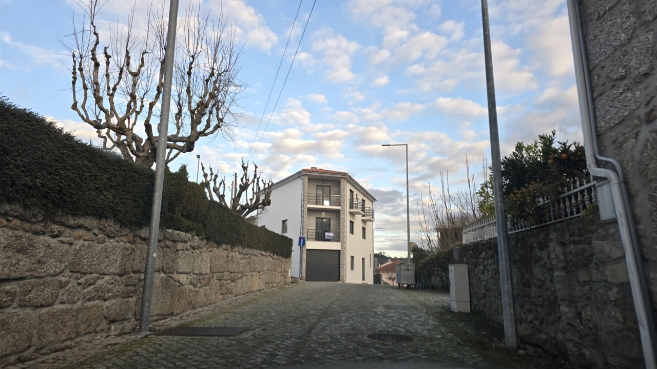 Moradia T3 para Venda em Alvendre Foto 55