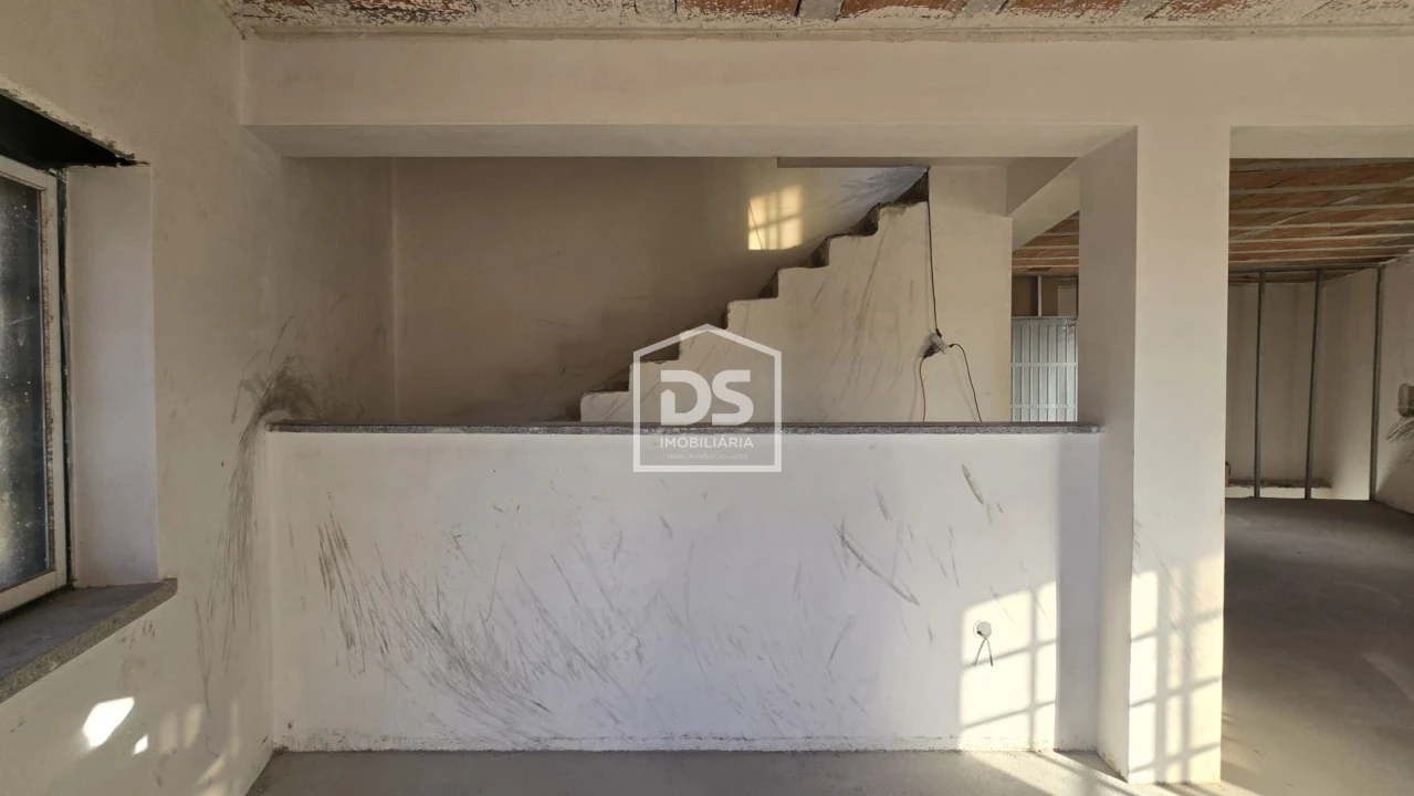 Moradia T3 para Venda em Alvendre Foto 130