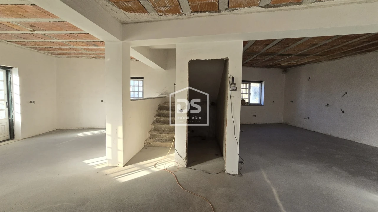 Moradia T3 para Venda em Alvendre Foto 23