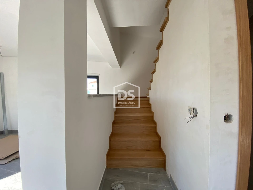 Moradia T3 para Venda em Alvendre Foto 214