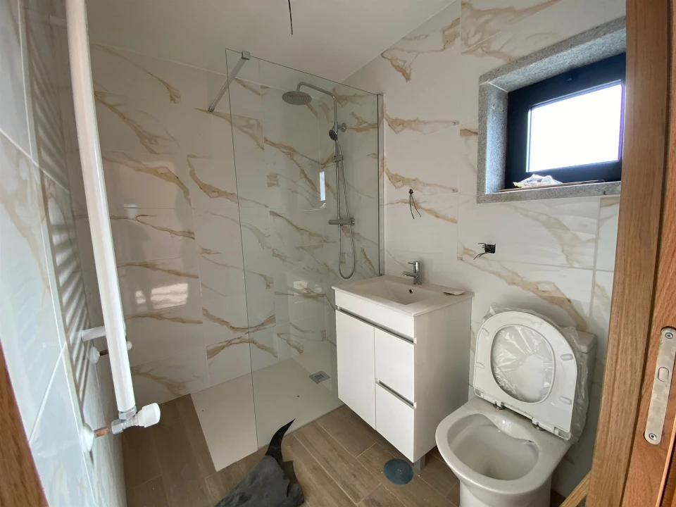 Moradia T3 para Venda em Alvendre Foto 47