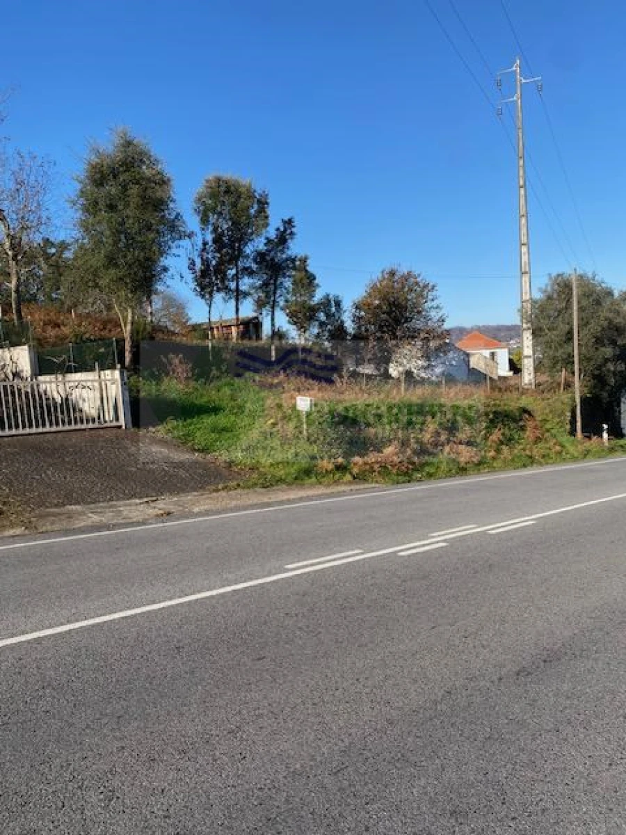 Terreno para Venda em Cedrim e Paradela Foto 7