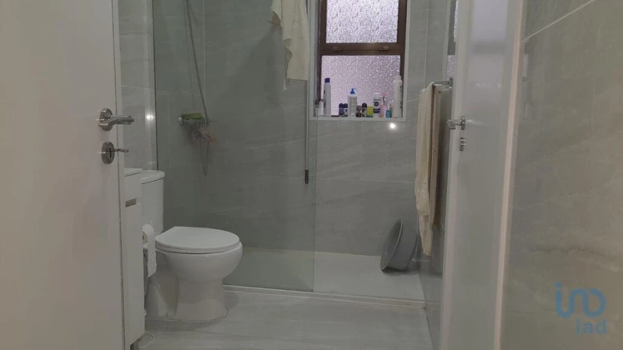 Moradia T4 para Venda em Guilhofrei Foto 6