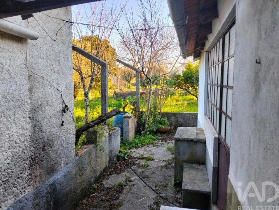 Moradia T2 para Venda em Chãos Foto 26