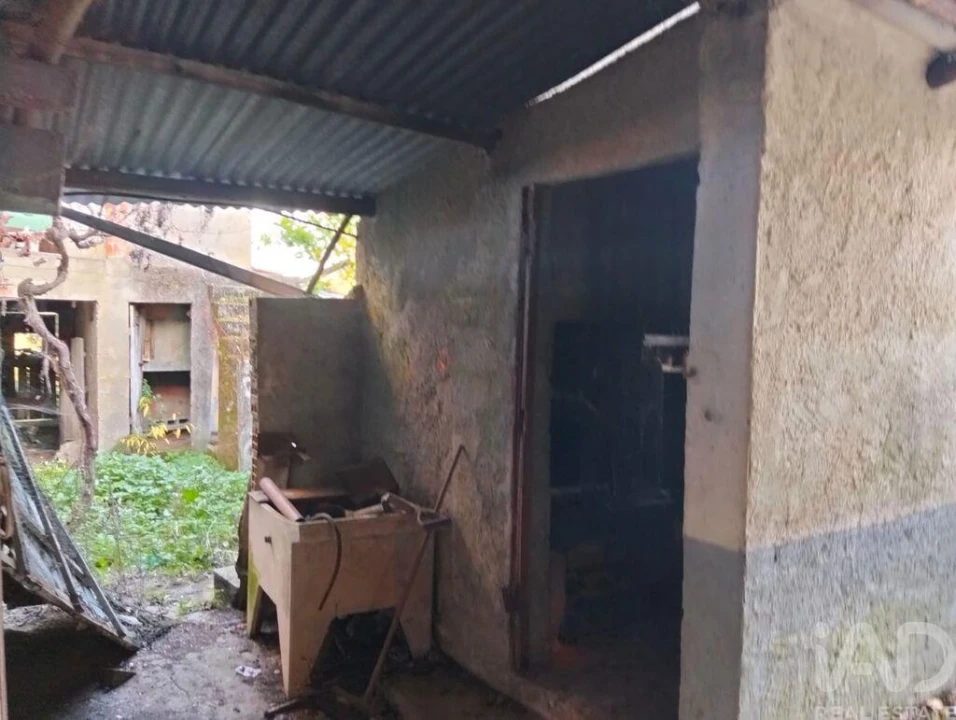 Moradia T2 para Venda em Chãos Foto 24