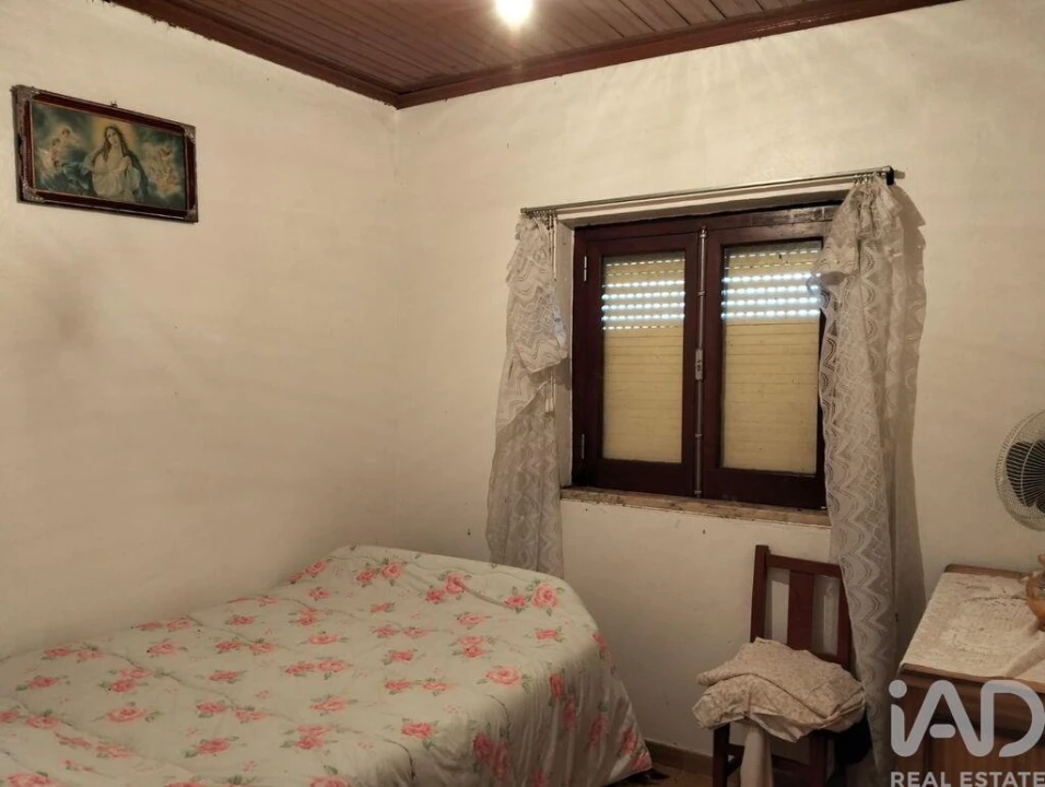 Moradia T2 para Venda em Chãos Foto 16