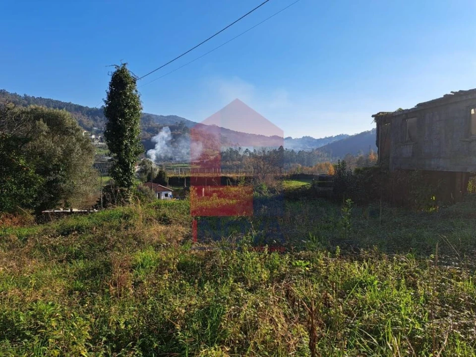 Moradia para Venda em Valbom (São Pedro), Passô e Valbom (São Martinho) Foto 28
