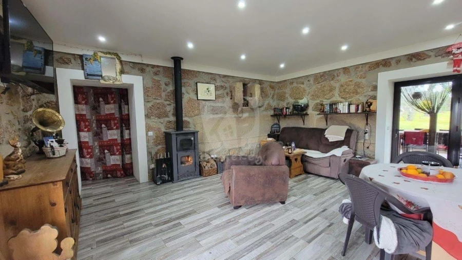 Quinta T3 para Venda em Castelo Branco Foto 11