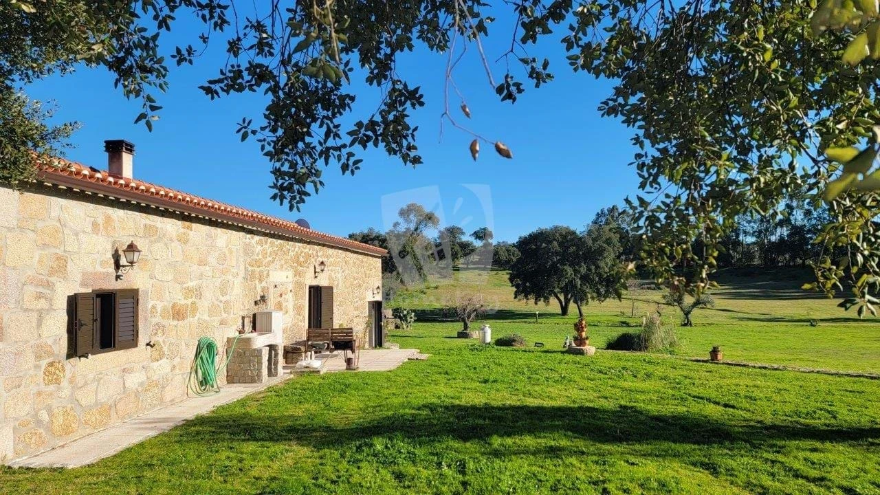 Quinta T3 para Venda em Castelo Branco Foto 1