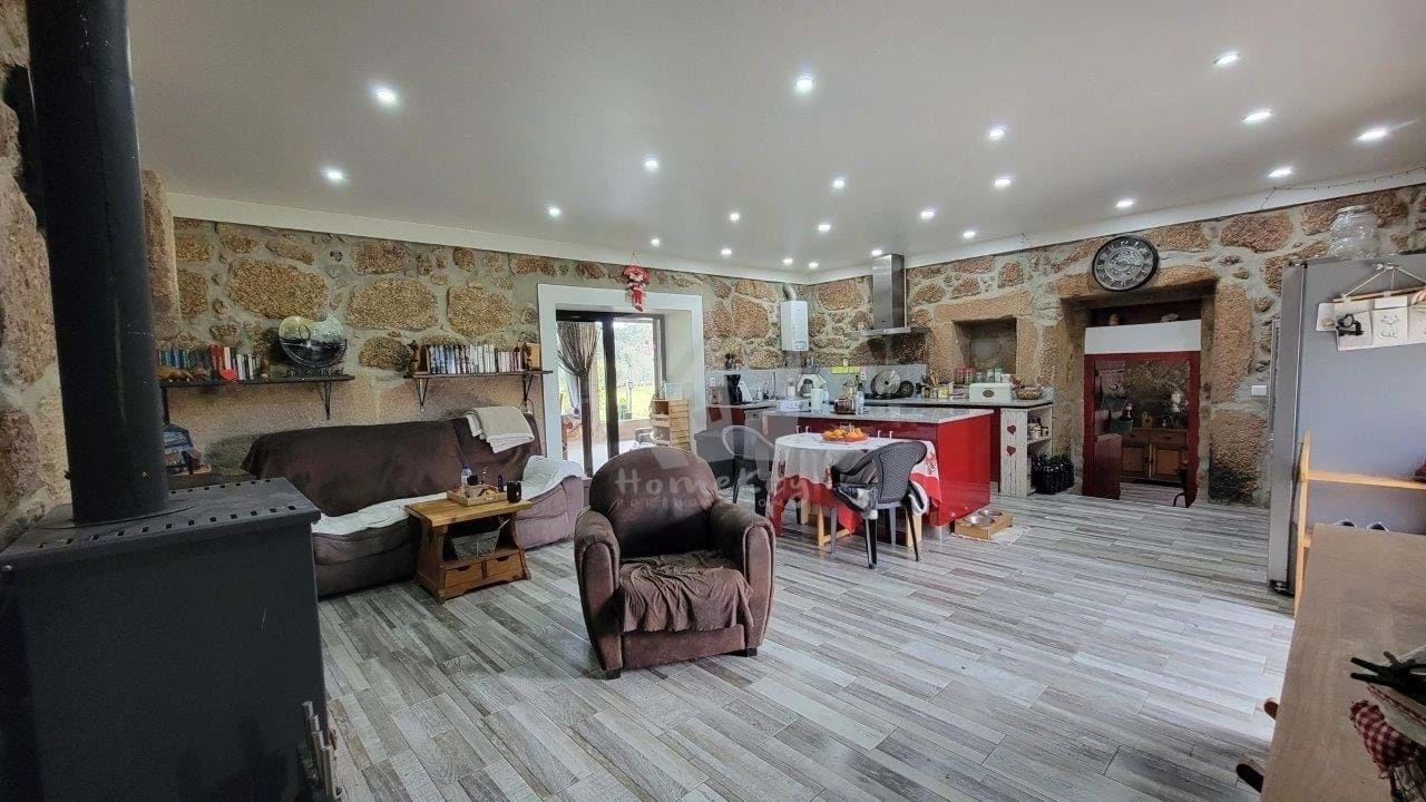 Quinta T3 para Venda em Castelo Branco Foto 12