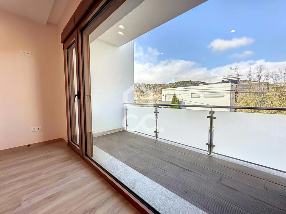 Moradia T3 para Venda em Bustelo Foto 14