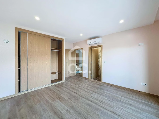 Moradia T3 para Venda em Bustelo Foto 34