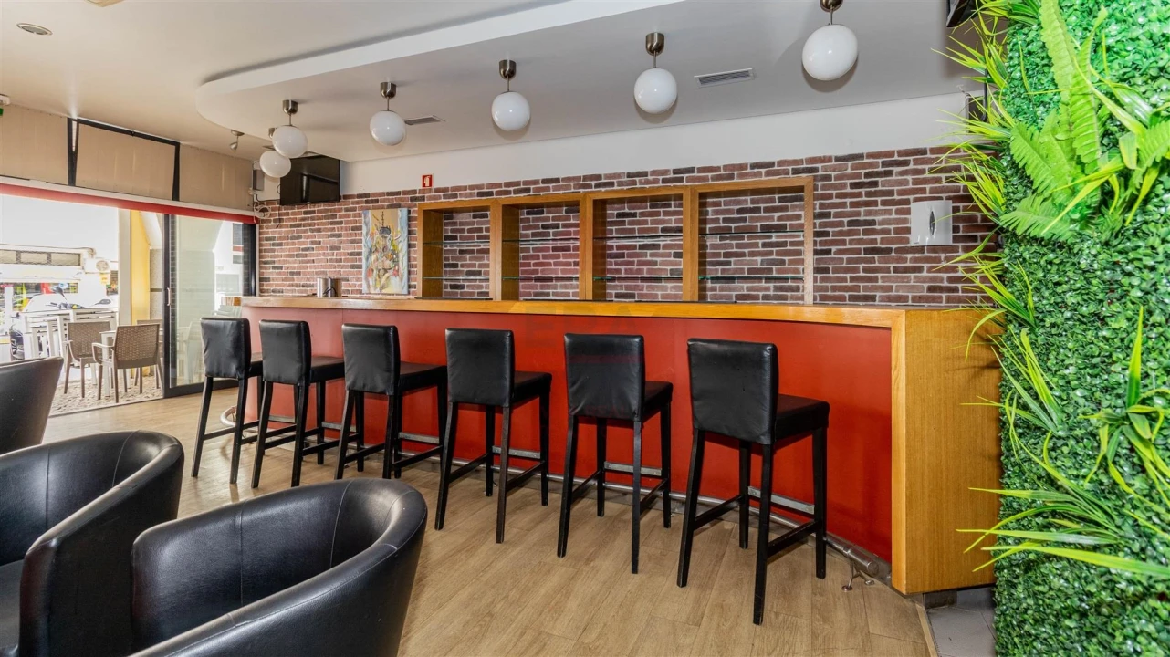 Loja para Venda em Monte Gordo Foto 4