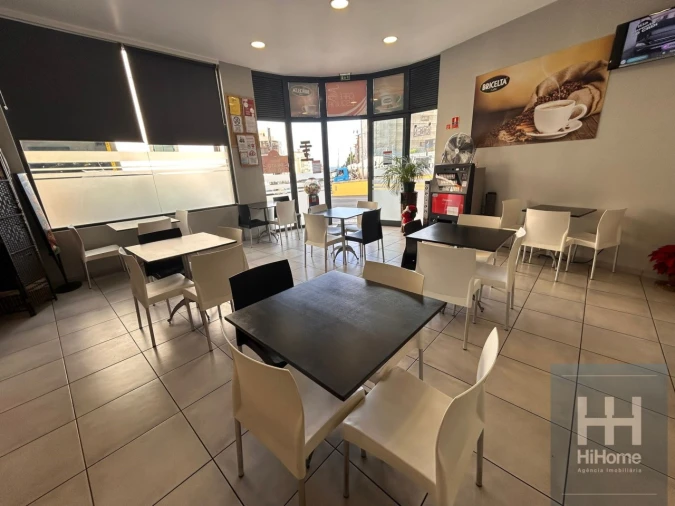 Loja para Cedência de Quotas em Funchal (Santa Luzia) Foto 2