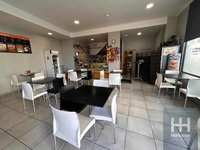 Loja para Cedência de Quotas em Funchal (Santa Luzia) Foto 4