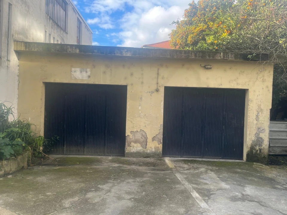 Garagem para Venda em Viseu Foto 3