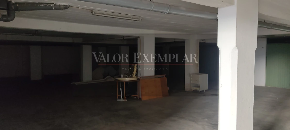 Garagem para Venda em União das Freguesias de Setúbal Foto 9