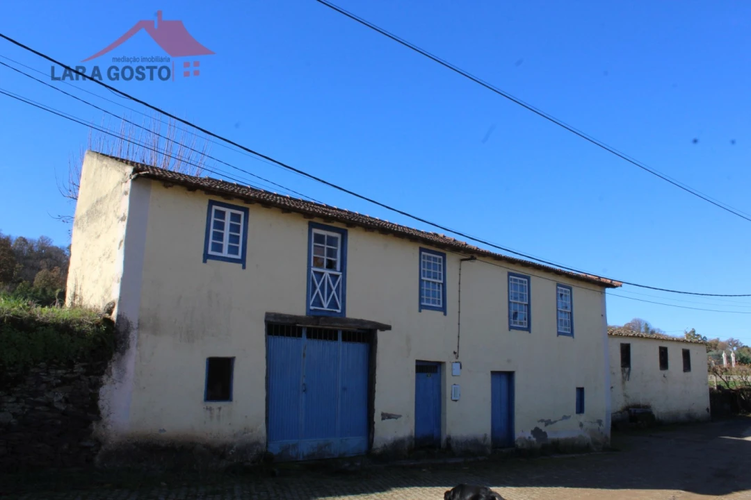 Moradia T3 para Venda em Vale de Prados Foto 3