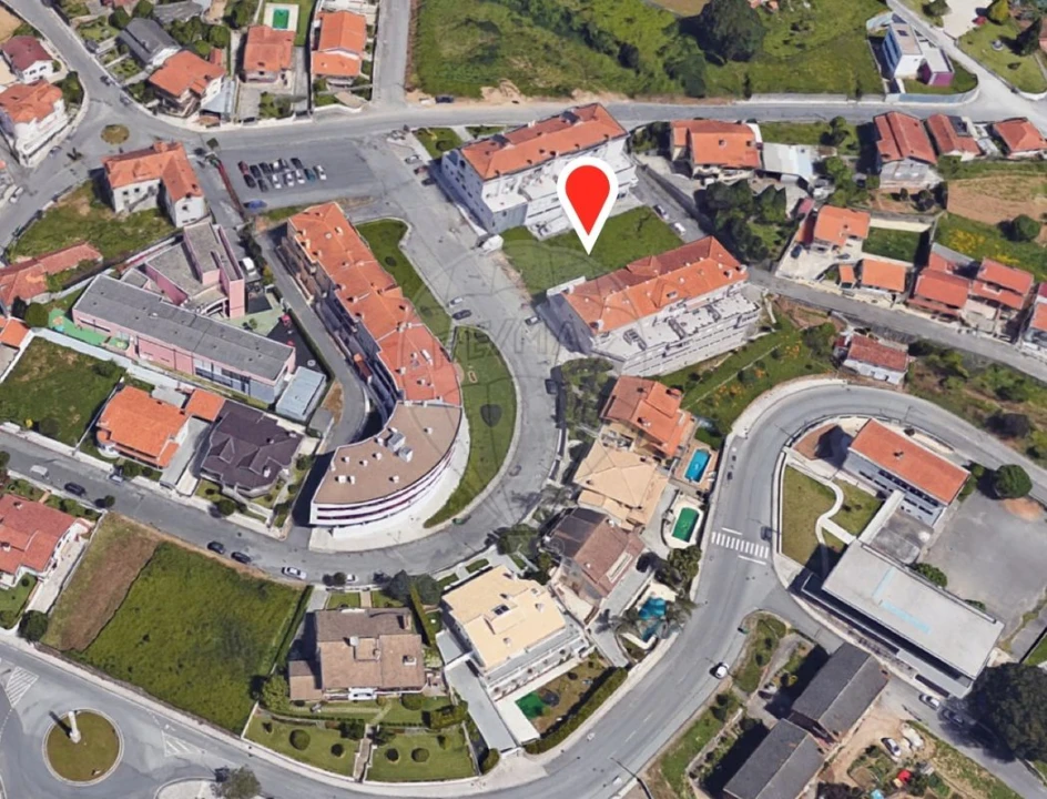 Terreno para Venda em Vila de Cucujães Foto 2