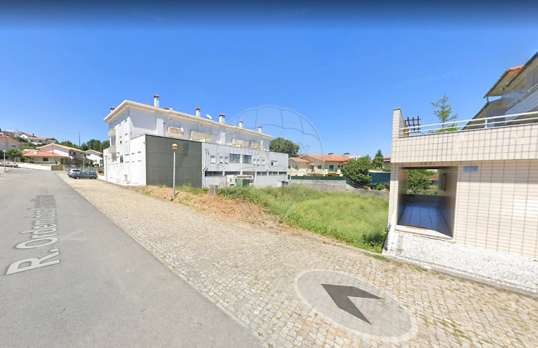 Terreno para Venda em Vila de Cucujães Foto 4