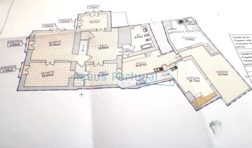Moradia T0 para Venda em Faro (Sé e São Pedro) Foto 2
