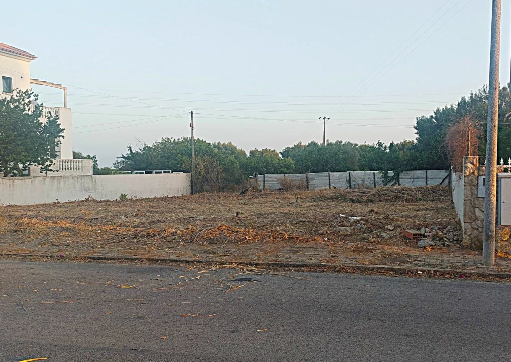 Terreno para Venda em Faro (Sé e São Pedro) Foto 3