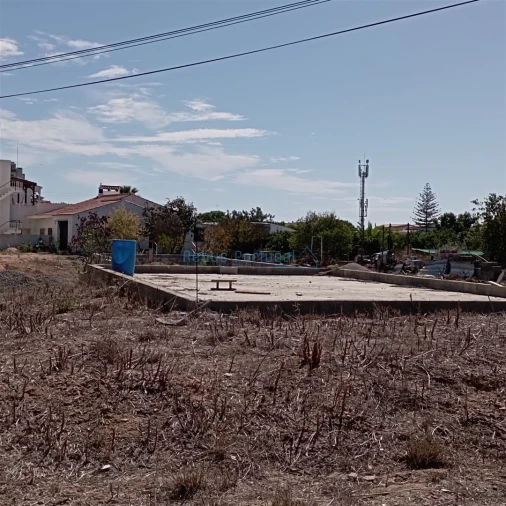 Terreno para Venda em Faro (Sé e São Pedro)