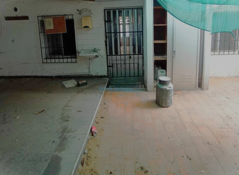 Moradia T0 para Venda em Faro (Sé e São Pedro) Foto 7