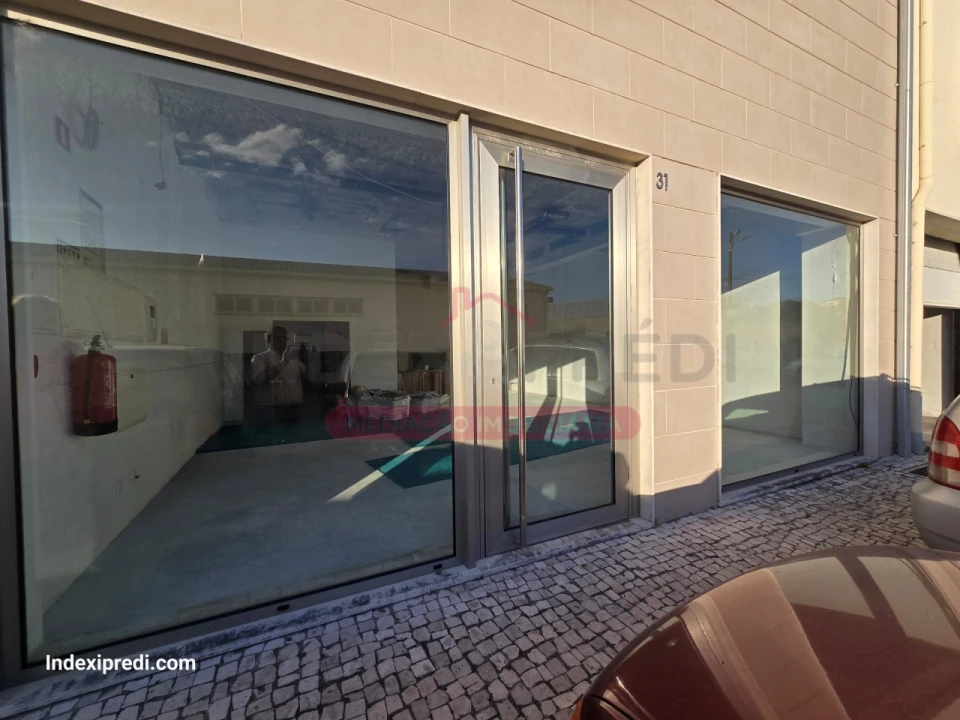 Loja para Venda em Sé Nova, Santa Cruz, Almedina e São Bartolomeu Foto 3