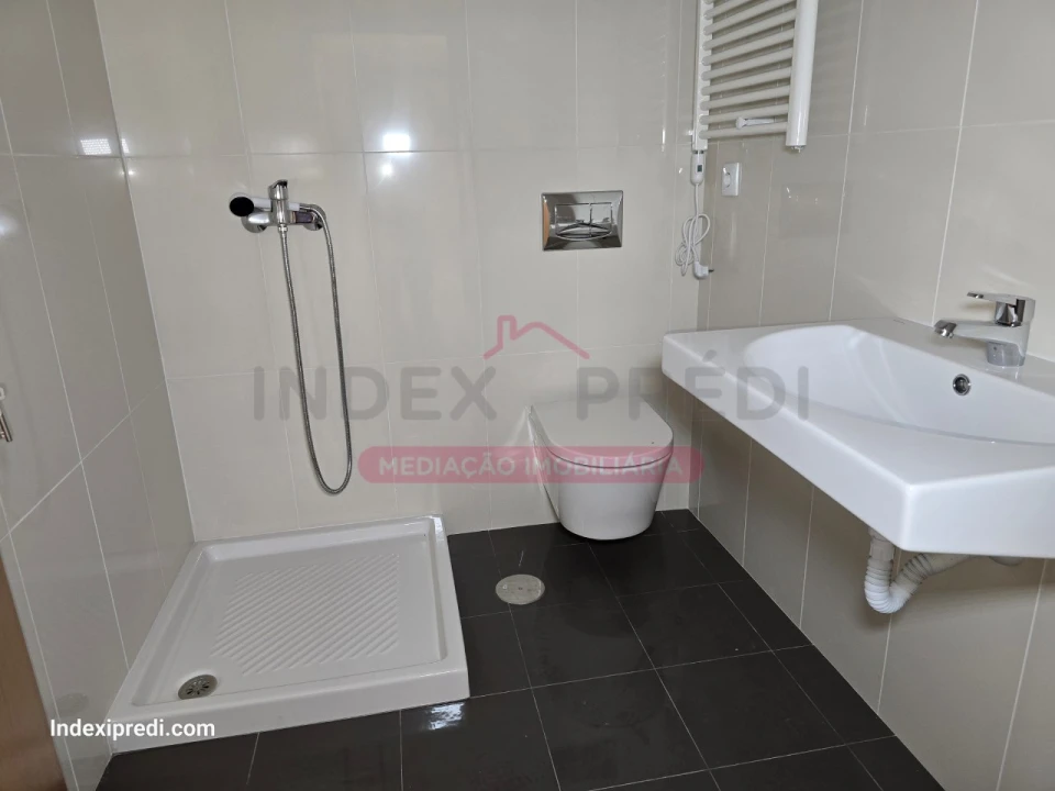Apartamento T3 para Venda em Sé Nova, Santa Cruz, Almedina e São Bartolomeu Foto 10