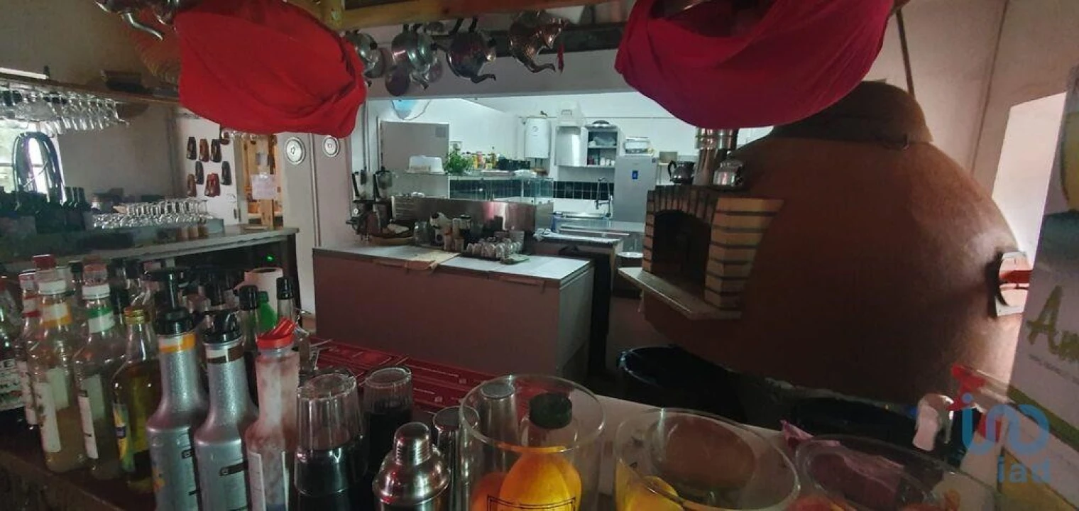 Loja para Venda em Almada, Cova da Piedade, Pragal e Cacilhas Foto 7