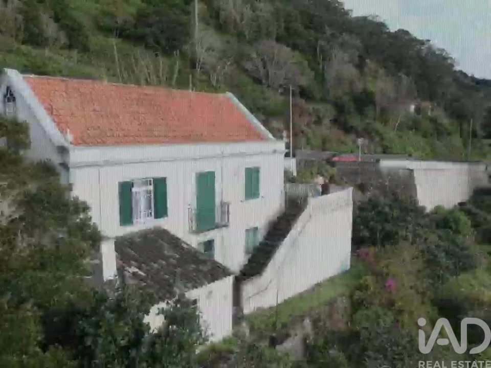 Moradia T5 para Venda em Santo Amaro Foto 18