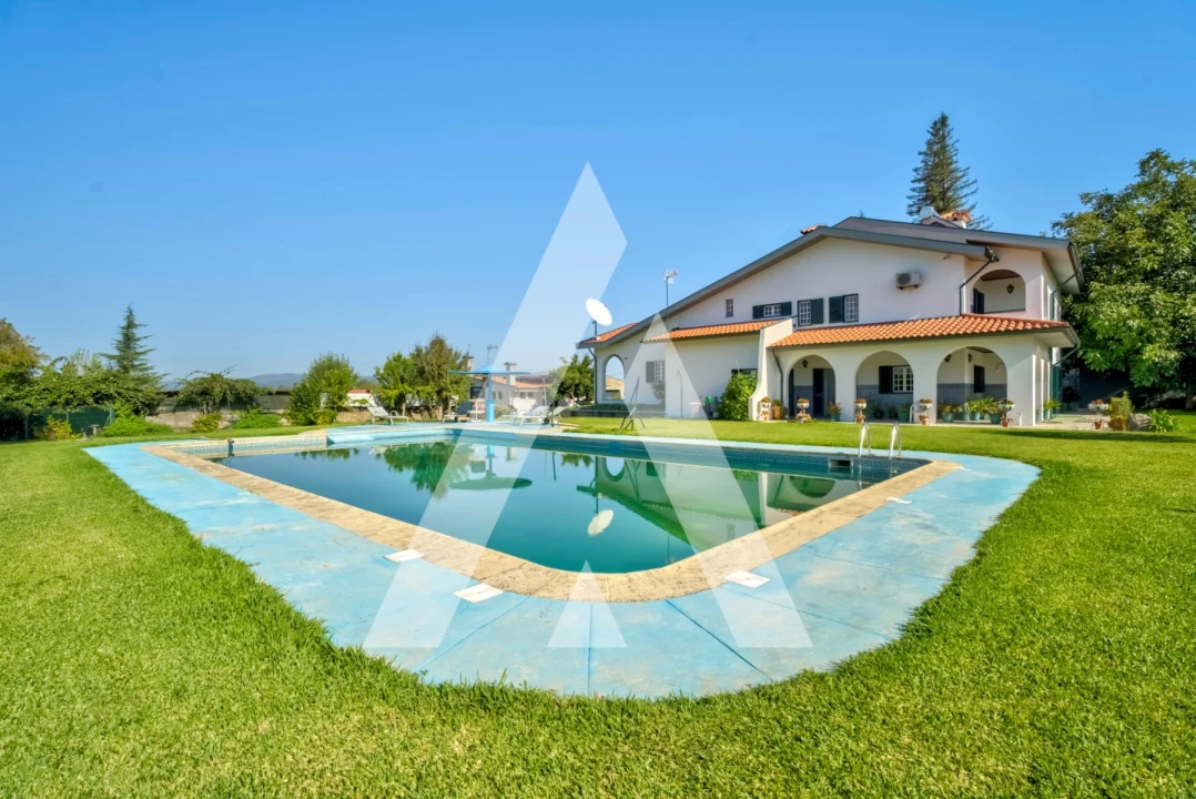 Quinta T4 para Venda em Palmeira Foto 1