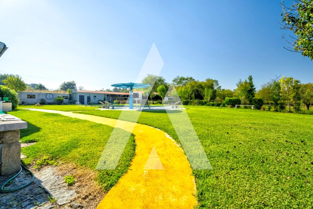 Quinta T4 para Venda em Palmeira Foto 17