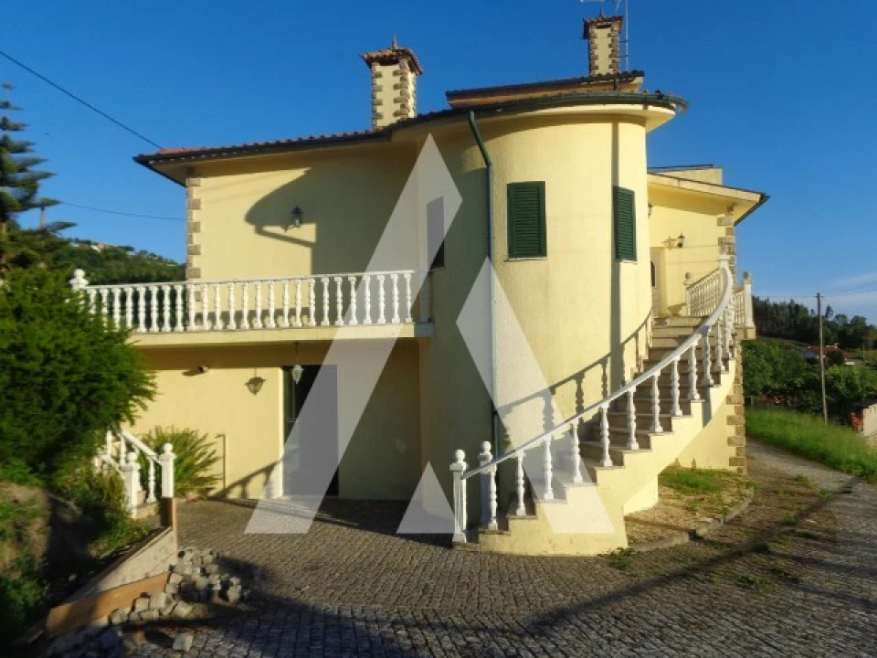 Moradia T3 para Venda em Sande, Vilarinho, Barros e Gomide Foto 1