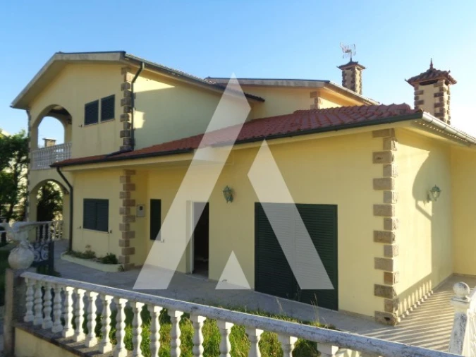 Moradia T3 para Venda em Sande, Vilarinho, Barros e Gomide Foto 4