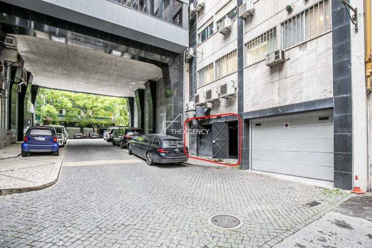 Armazém para Venda em Santo António Foto 15