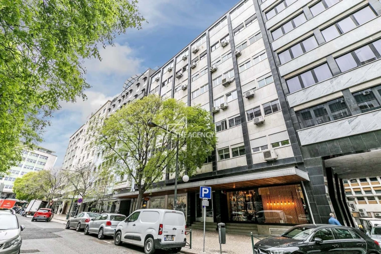 Armazém para Venda em Santo António Foto 13