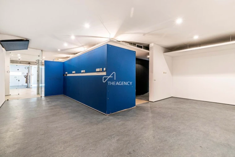 Armazém para Venda em Santo António Foto 8