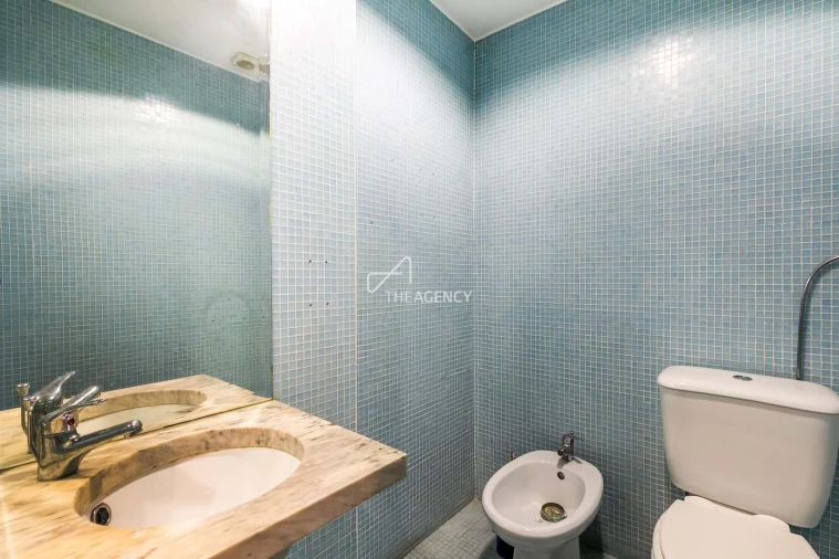 Armazém para Venda em Santo António Foto 7