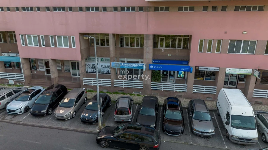 Negócio para Venda em Agualva e Mira-Sintra Foto 3