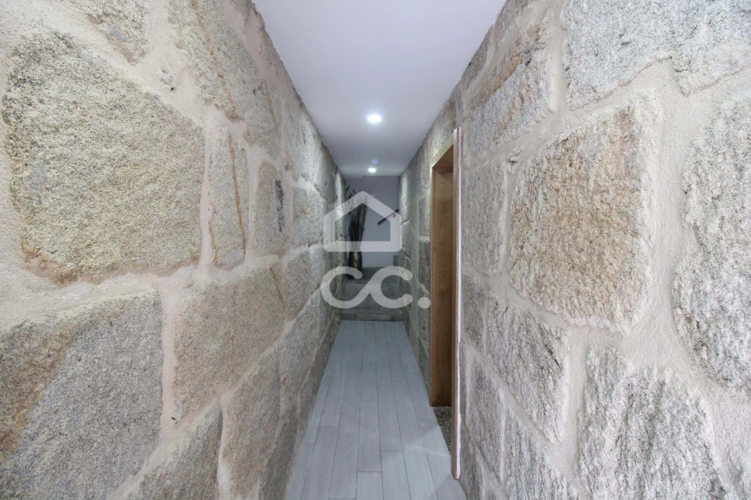 Apartamento para Venda em Santa Maria Maior Foto 12