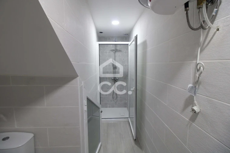 Apartamento para Venda em Santa Maria Maior Foto 4