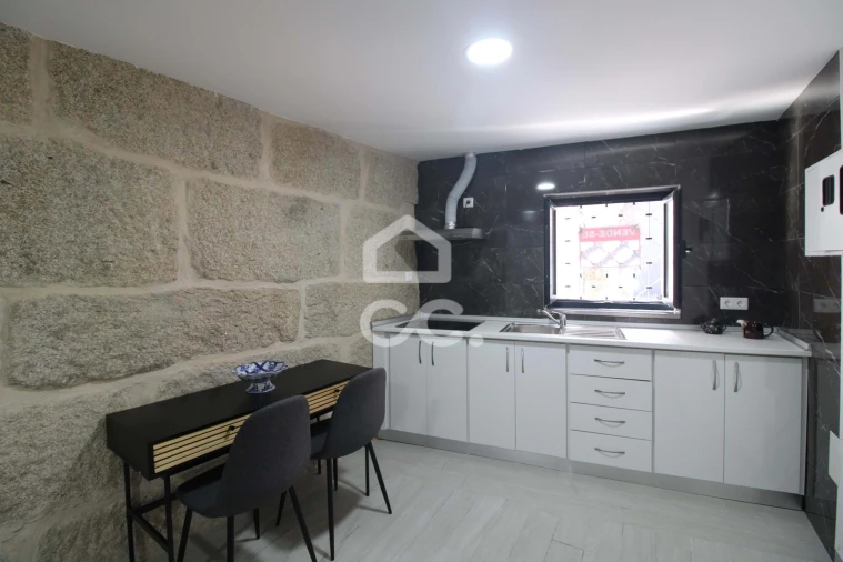 Apartamento para Venda em Santa Maria Maior Foto 8