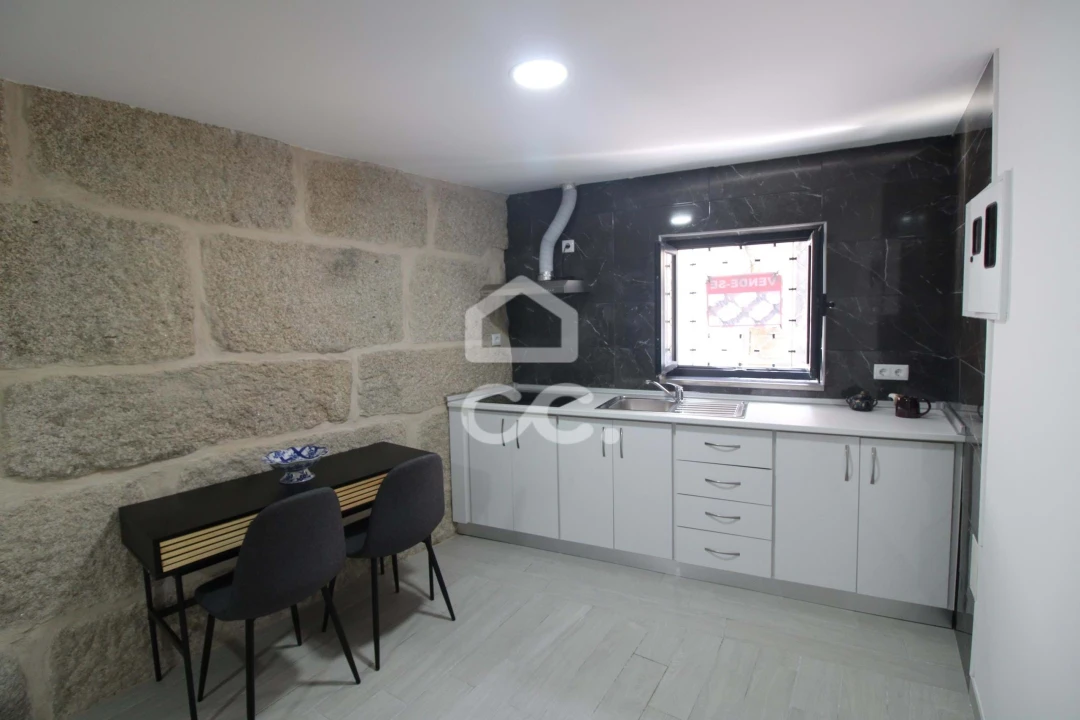 Apartamento para Venda em Santa Maria Maior Foto 6