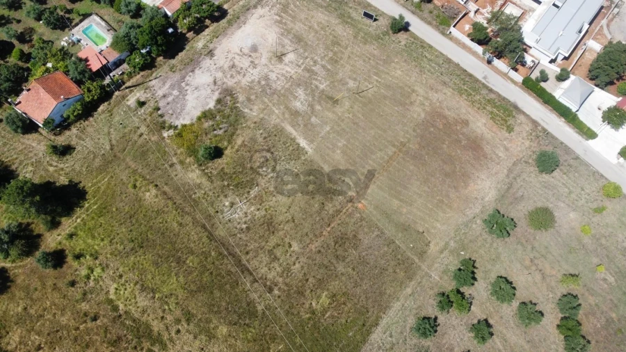 Terreno para Venda em Casais e Alviobeira Foto 6