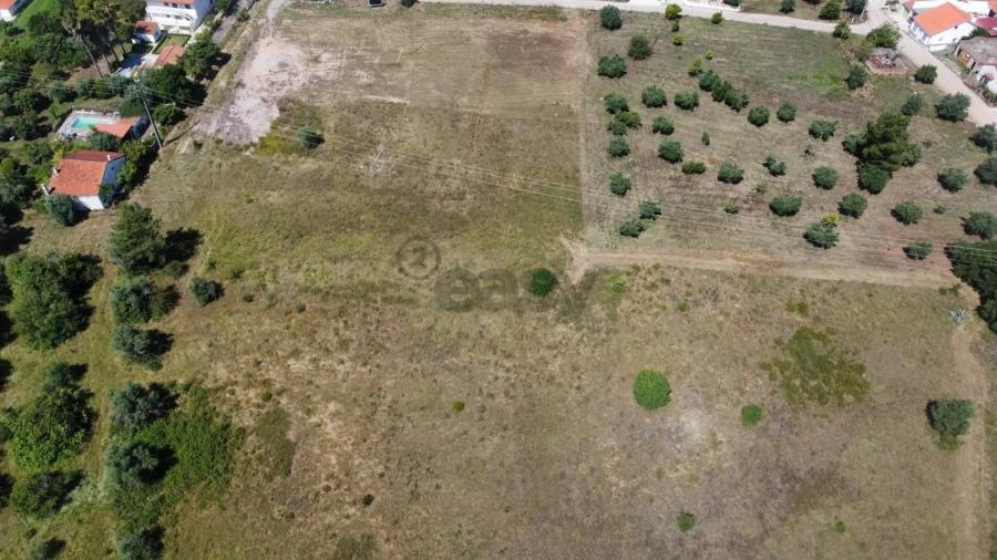 Terreno para Venda em Casais e Alviobeira Foto 3