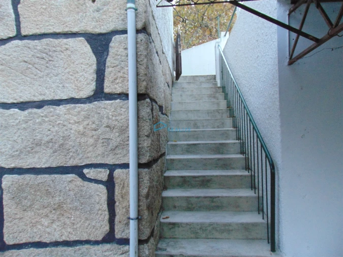 Moradia T4 para Venda em Vila Marim Foto 5