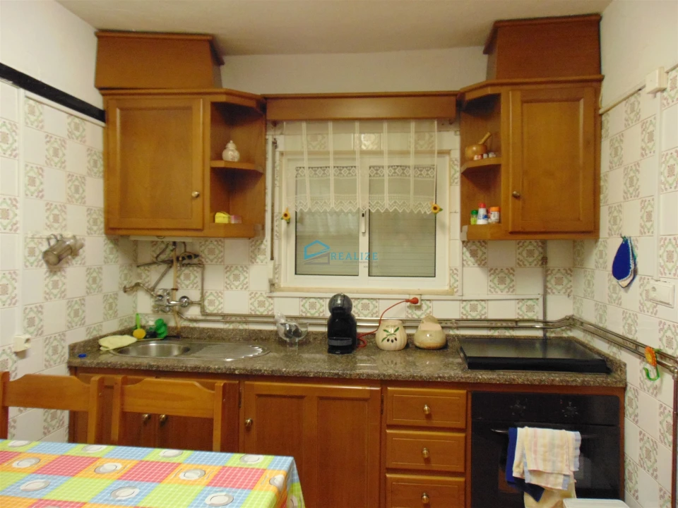 Moradia T4 para Venda em Vila Marim Foto 16